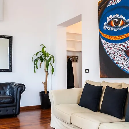 Iflat Spanish Steps Elegant & Spacious דירה *